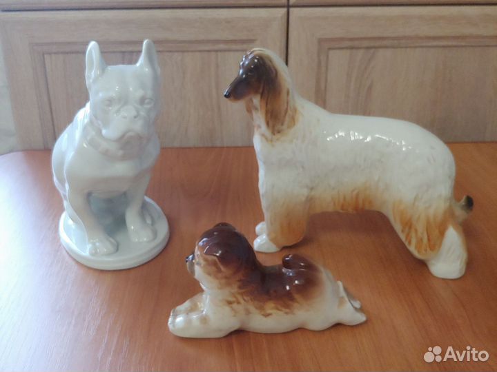 Фарфоровые статуэтки собака лфз 3 шт