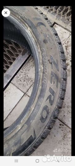 Pirelli Ice Zero 245/45 R19