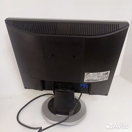 Монитор Samsung 710N (Рассрочка /Т4)