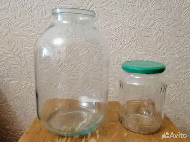 Банки стеклянные 3 л., 0,7 бу
