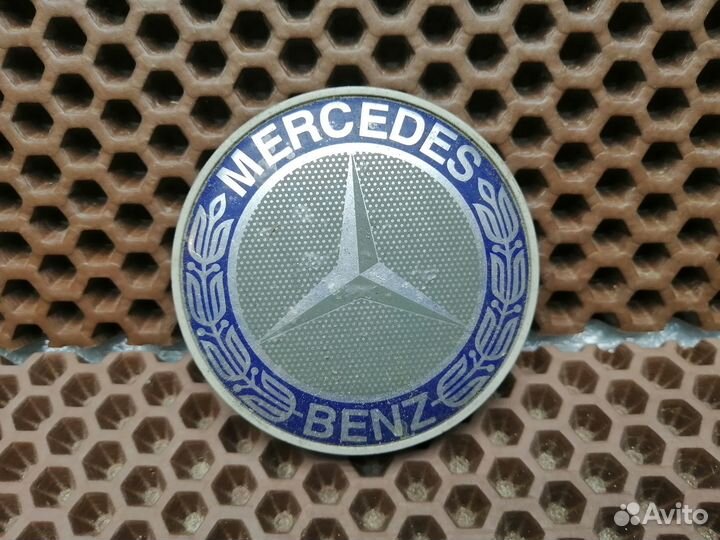 Колпачек колесного диска Mercedes
