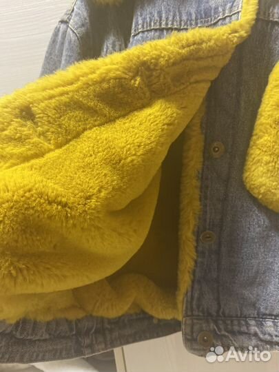 Куртка демисезонная для девочки 122, 128 размер