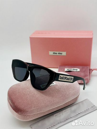 Солнцезащитные очки miu miu