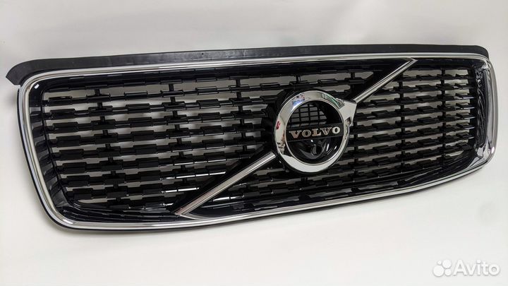 Решетка радиатора Volvo XC90 r-design