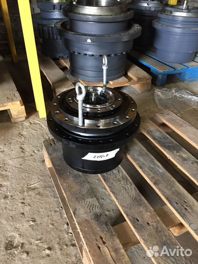 Редуктор хода hyundai R110LC-7