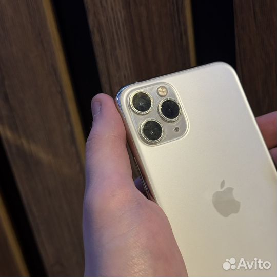 iPhone 11 Pro, 64 ГБ