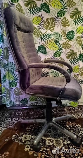 Кресло компьютерное руководителя