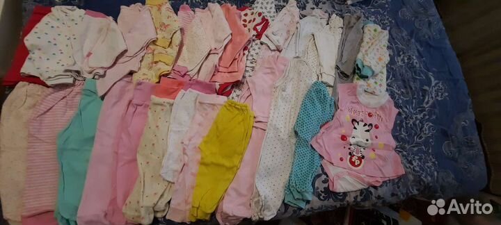 Одежда для девочки пакетом с рождения до года