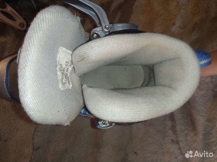 Роликовые коньки