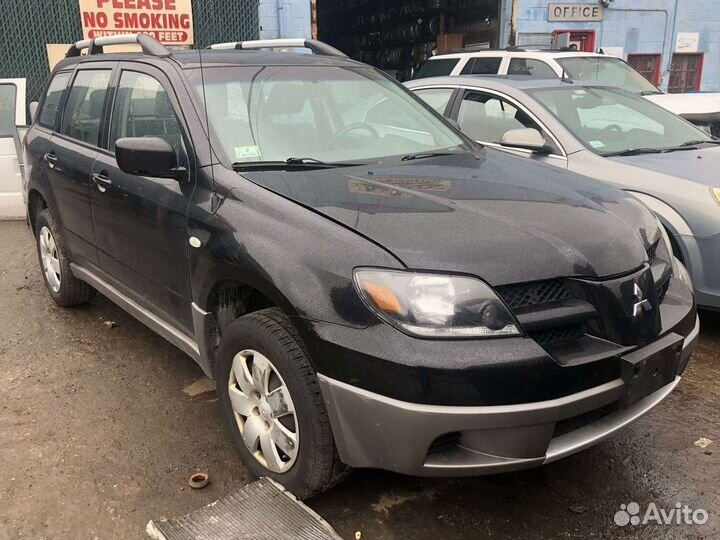 Mitsubishi outlander 2004 г.в. 2.0л кузовные