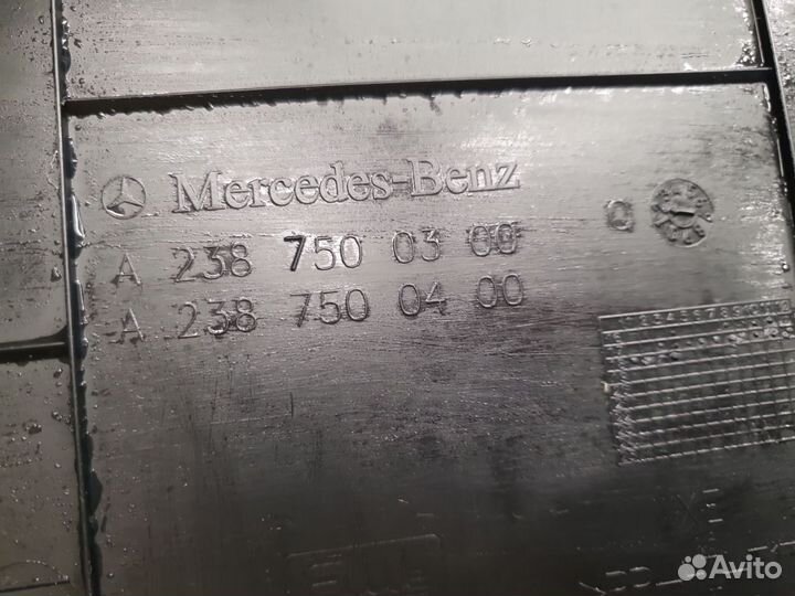 Обшивка крышки багажника Mercedes E-klasse Coupe C