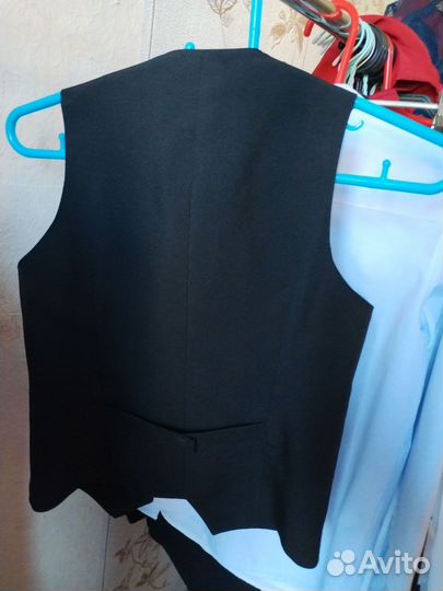 Школьная форма для мальчика пакетом 134-140