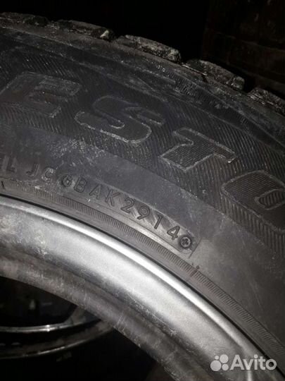 Bridgestone Blizzak Ice 255/60 R18