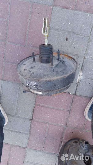 Subaru forester sf5/ legacy b11 вакуумный усилител