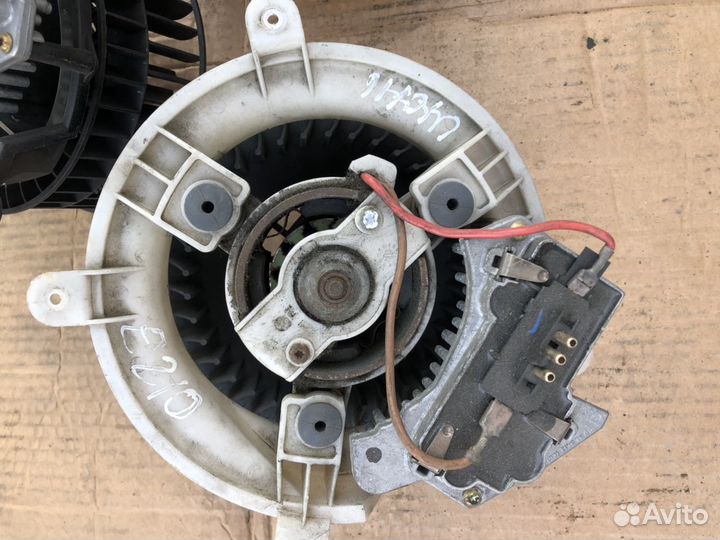 Моторчик печки отопителя Mercedes w210 e210