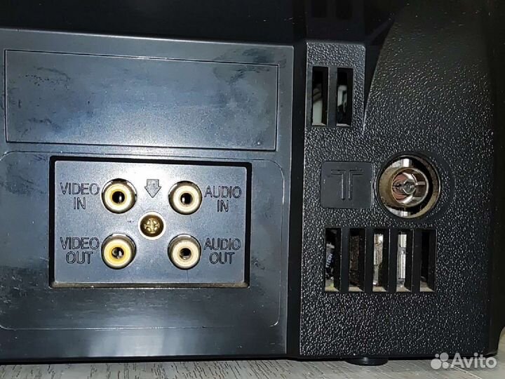 Телевизор sharp 14BN1