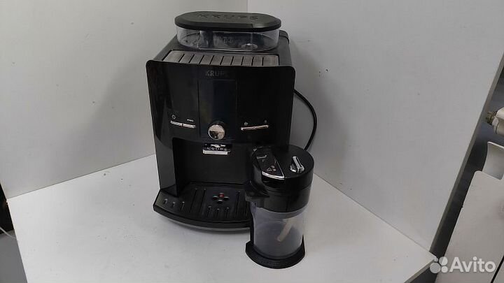 Кофемашина автоматическая Krups EA82FD10