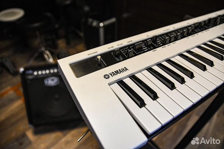 Синтезатор Yamaha (комплект)