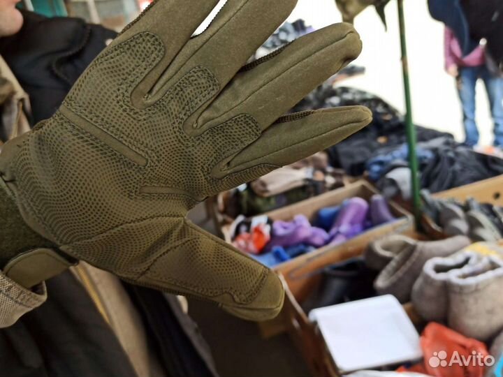 Перчатки тактические