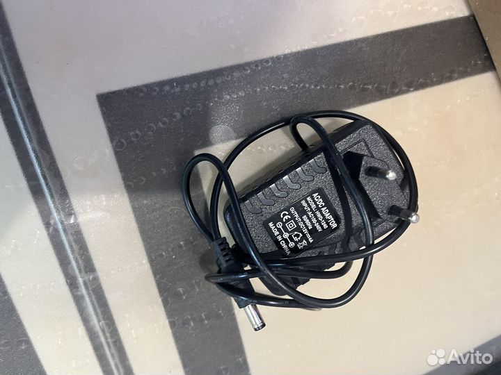 Лампа маникюрная для гель лаков LED