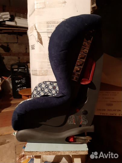 Детское кресло для Audi Q7 (4L) 2005-2015 год.вып