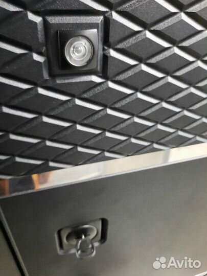 Входные двери Люкс с зеркалом