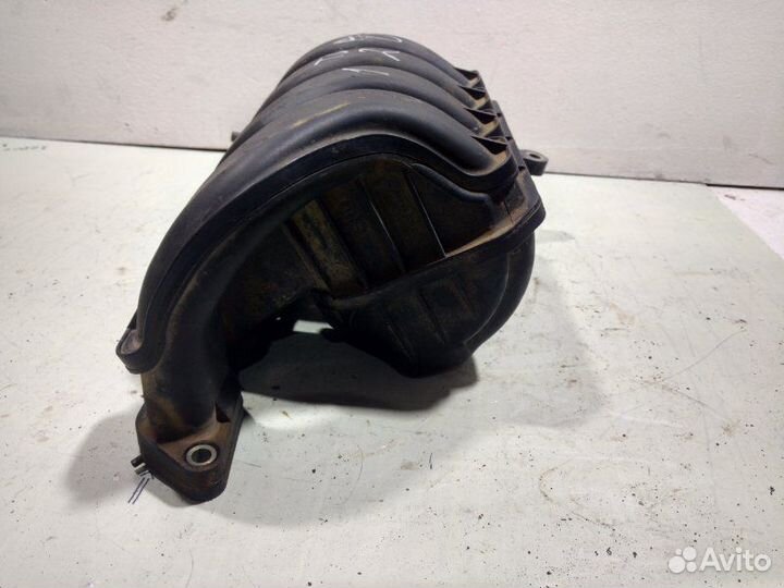 Коллектор впускной Toyota Corolla 120 2001 - 2007