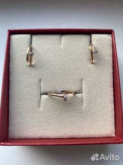 Золотые серьги