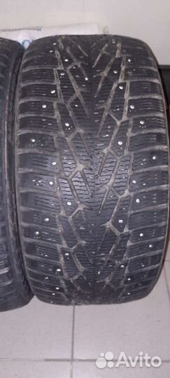 Nokian Tyres Hakkapeliitta 7 255/40 R19 110H