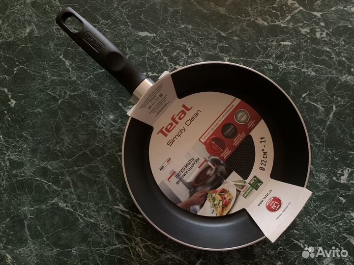 Сковорода Tefal Simply Clean 22 см Новая