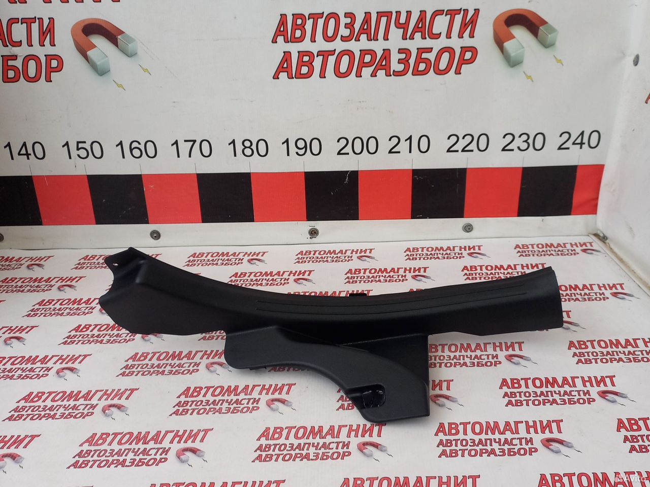 Накладка порога задняя левая Хендай Соната 8 DN