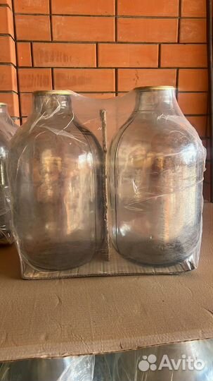 Бутылка стеклянная 20 литров 15,10