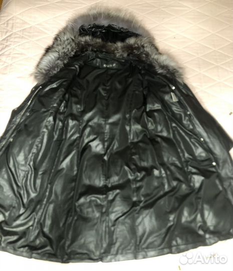 Пуховик женский 46 48 размер с натуральным мехом