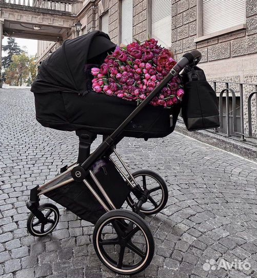 Коляска Cybex Priam 4 deep black 2 в 1
