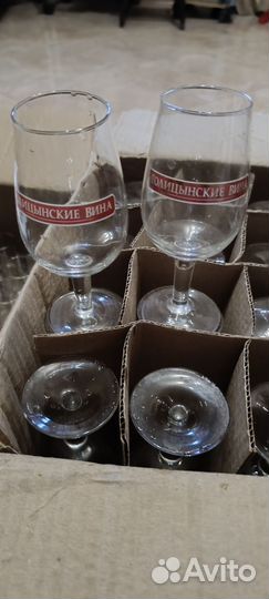 Рюмки и бокалы для вина