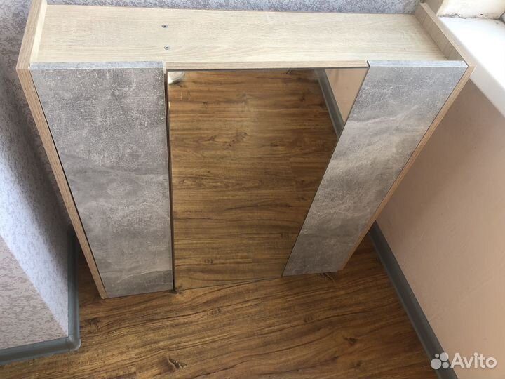 Полка настенная навесная