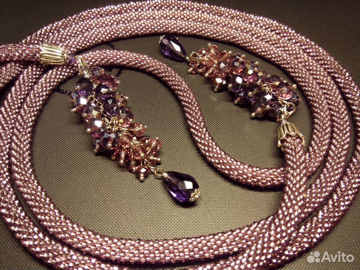 Лариат из бисера