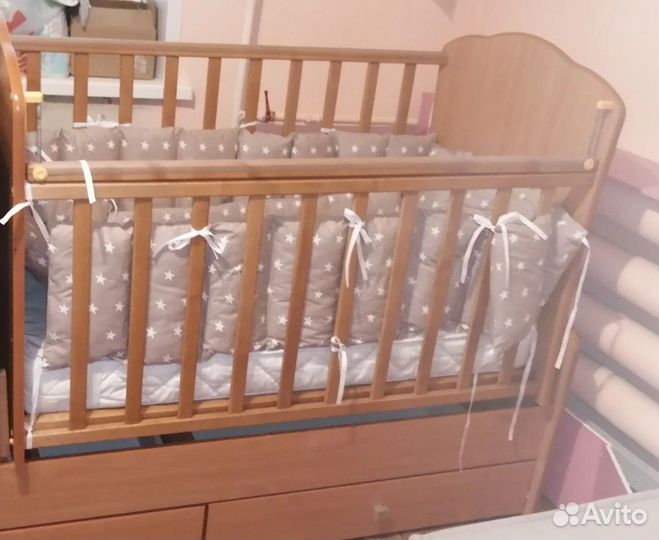 Комплект бортиков в кроватку