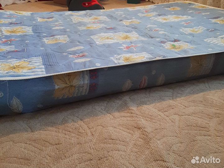 Матрас 140х200 бу