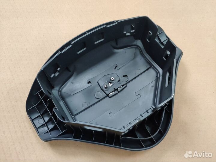 Заглушка руля Peugeot 207