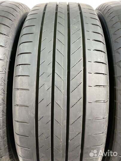 Bridgestone Alenza 001 215/60 R17 107V