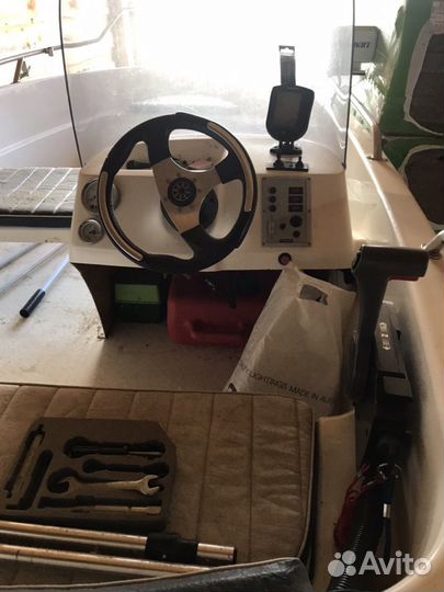 Продажа моторная лодка Мираж М