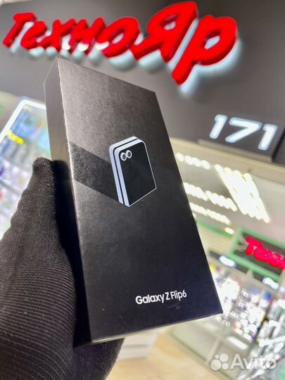 Samsung Galaxy Z Flip 6, 12/256 ГБ