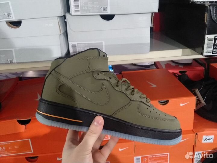 Кроссовки зимние Nike air force 1 mid