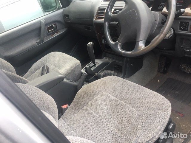 Разбор на запчасти Mitsubishi Pajero