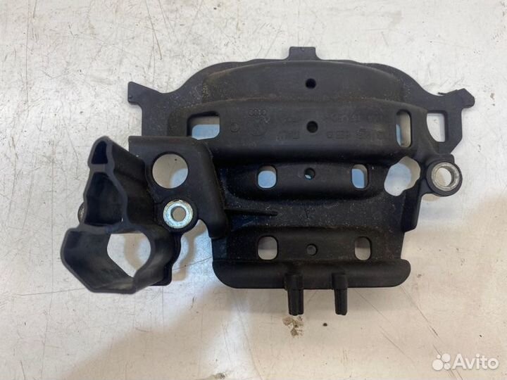 Маслоотражатель Audi A6 C6 2.0 2008