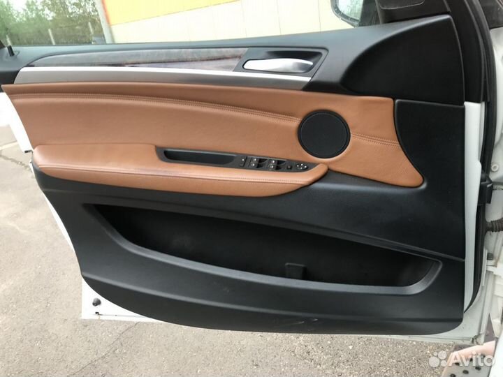 Обшивка двери водителя BMW X5 E70