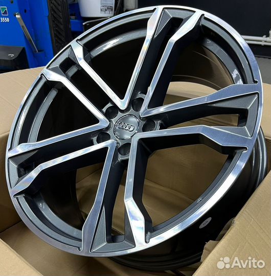 Диски на Audi A8 Ауди А8 R22