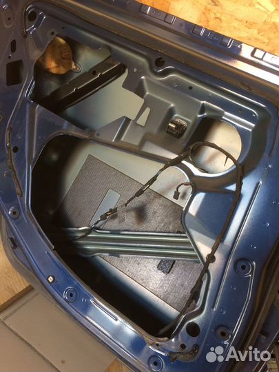 BMW E60 Дверь задняя левая