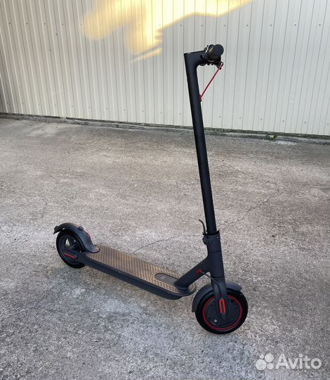 Электросамокат xiaomi m365 pro